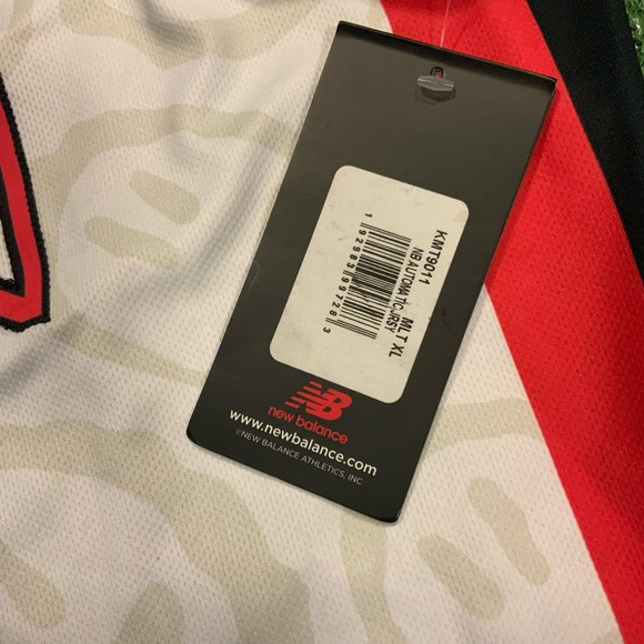 Joe Fresh Goods Don’t Be Mad Jersey - Picture 3 of 3